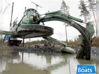 AMPHIBIOUS WATERMASTER DREDGER