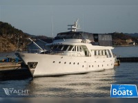 Benetti 84