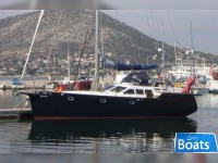 Bruce Roberts V495