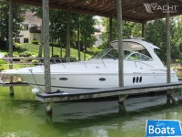 Cruisers Yachts 420 Express