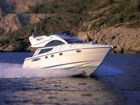 Fairline PHANTOM 40'