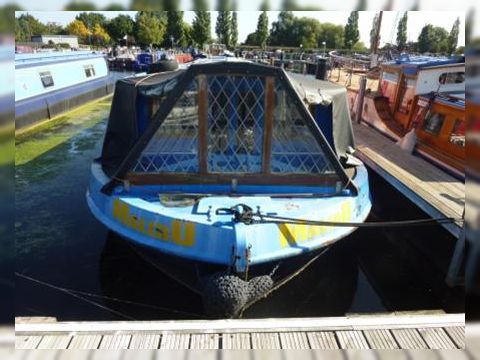 Cruiser Stern Wide Beam