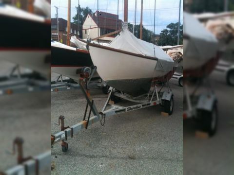 Herreshoff 12