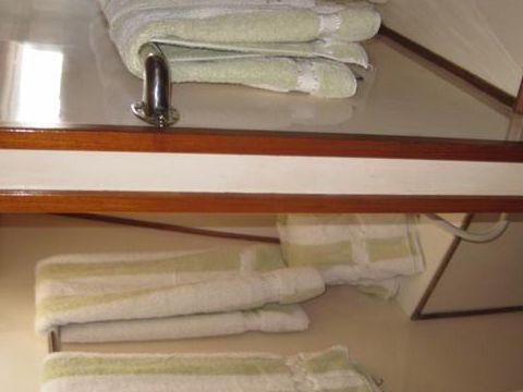 1987 Hershine 42 Sun Deck