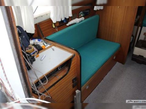 1976 Granada 24