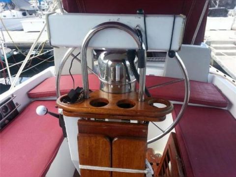 Buy 1989 Hylas