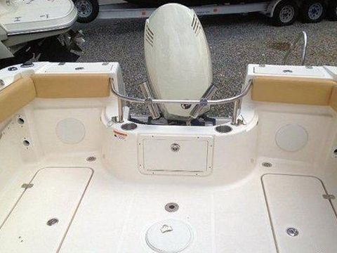 2011 Wellcraft 210 Sportsman