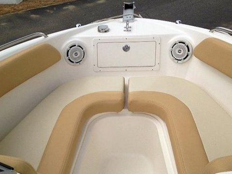 Kupiti 2011 Wellcraft 210 Sportsman