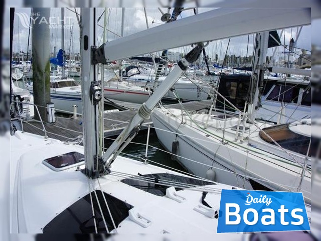2008 Hunter 33