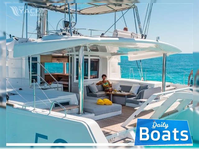 2013 Lagoon 52
