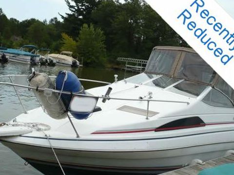 Bayliner 2255