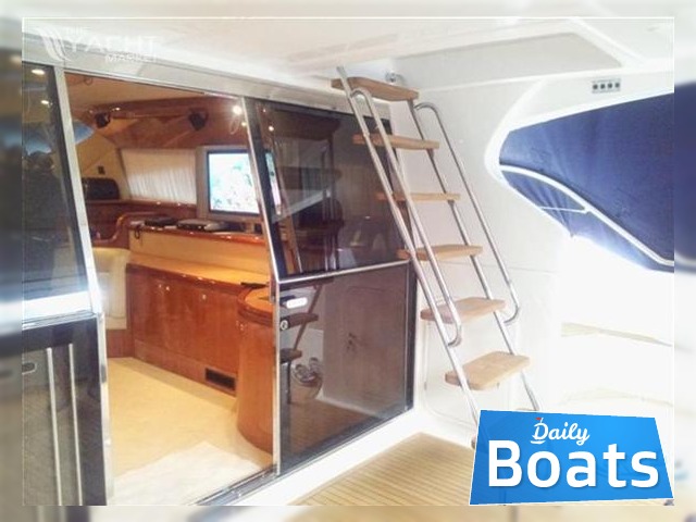 2003 Ferretti 62
