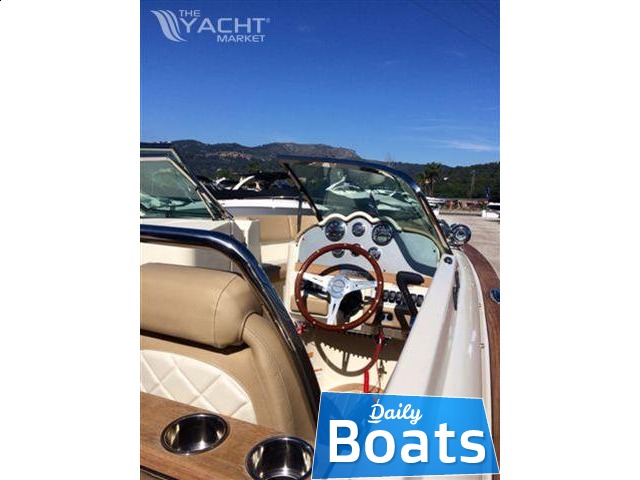 2015 Chris-Craft Launch 25