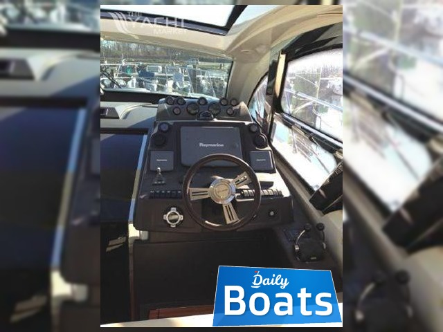2010 Atlantis 54