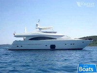 Ferretti 830