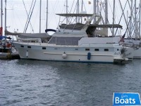 Nova Marine Sundeck Trawler