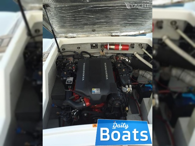2005 Chris-Craft 22 Launch