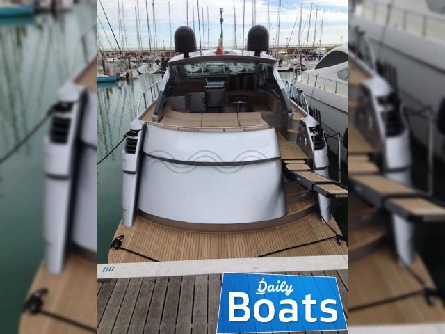 Vegyél 2009 Pershing 56