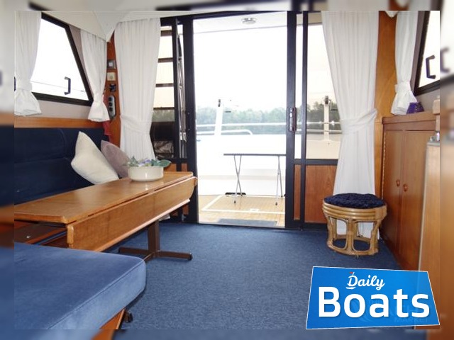 Buy 1986 Princess 385