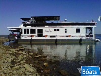 Horizon Custom Houseboat