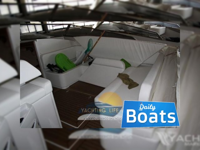 Buy 2004 Tornado 38' Flush Deck