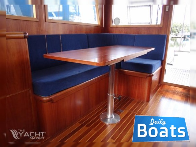 2004 Integrity 32 Es na sprzedaż