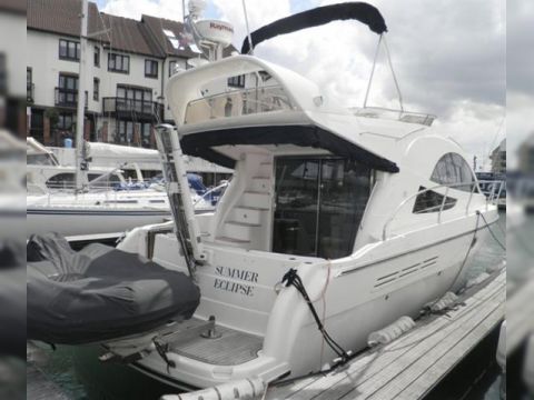 2004 Rodman 38 zu verkaufen