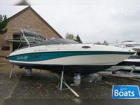 Rinker 232 Captiva Cuddy