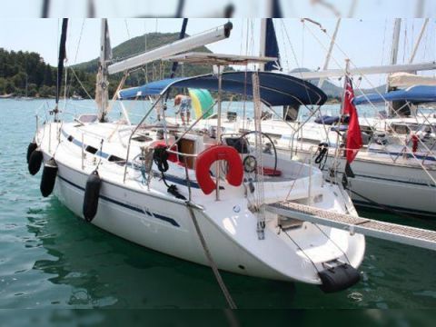 Bavaria 38