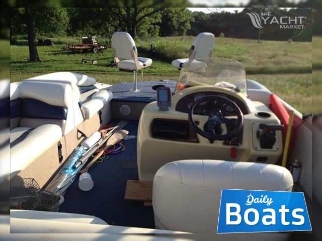 2003 Lowe Suncruiser à vendre