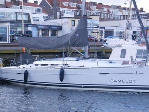 Beneteau First 40