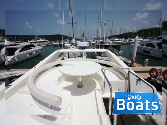 2001 Ferretti 53