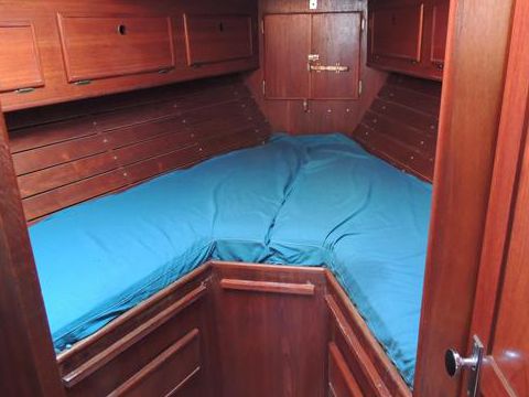 1980 Whitby 42