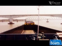  Cargo Hold Barge