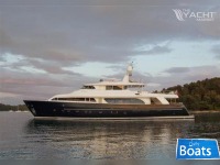 Ferretti Navetta 30