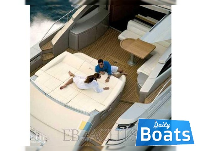 Vegyél 2009 Pershing 64