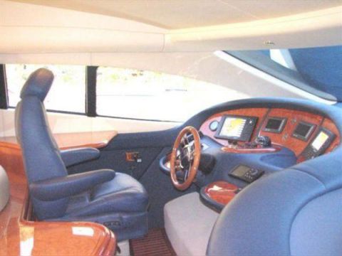 2007 Azimut 68E for sale