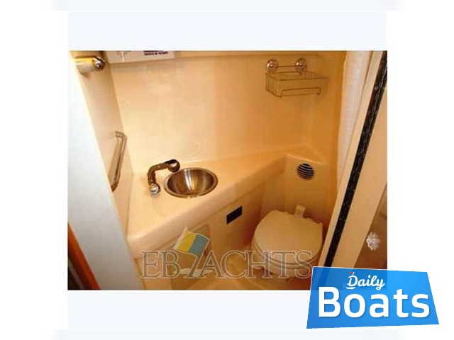 Buy 2008 Larson 274 Cabrio
