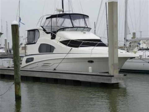 2005 Silverton 39