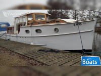 Traditional River Cruiser by AO King,Wroxham
