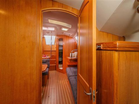 2005 Hunter Legend 38