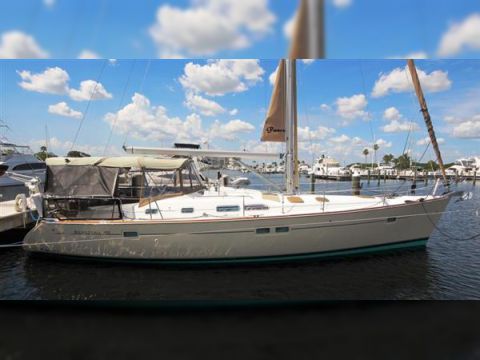 Beneteau 423 Rare Tommy Bahama Le
