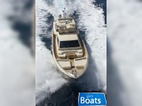 Ferretti Yachts 840