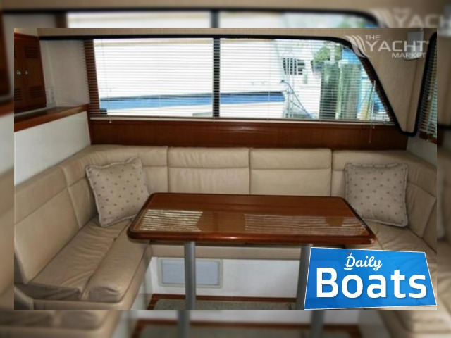 2001 Cabo Flybridge