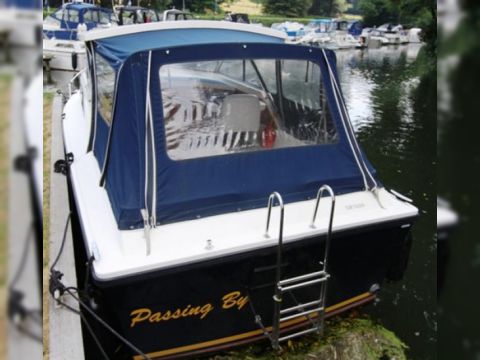 2004 Marco 810