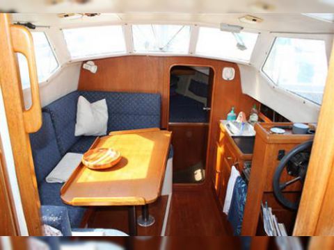 1995 Hunter Pilot 27 for sale