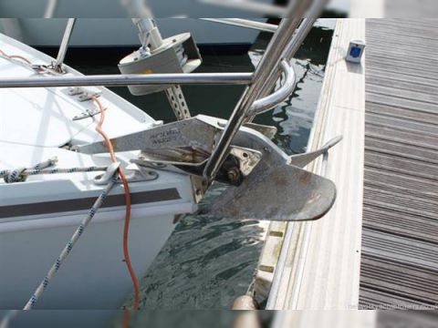 1995 Hunter Pilot 27