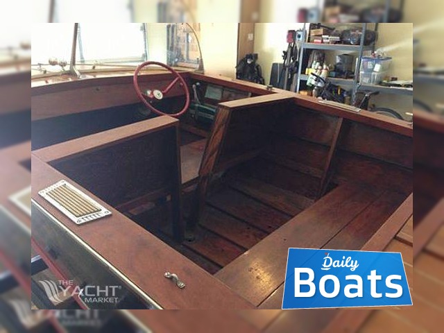 Kupić 1958 Custom Classic Runabout