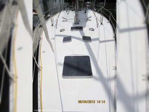 1987 Hunter 40 Legend