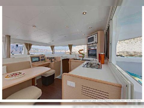 2010 Lagoon 400